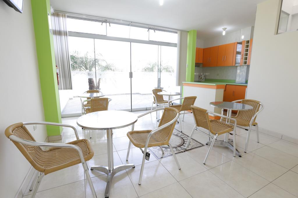 Hostal Florida Чиклайо Экстерьер фото