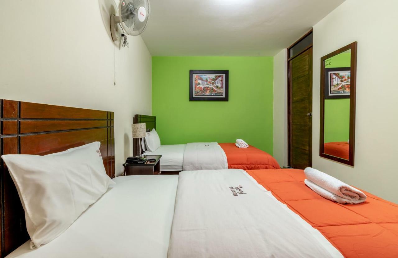 Hostal Florida Чиклайо Экстерьер фото